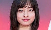 橋本環奈(Wikipediaより）